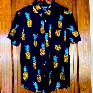 Fun Hawaiian camp shirt!